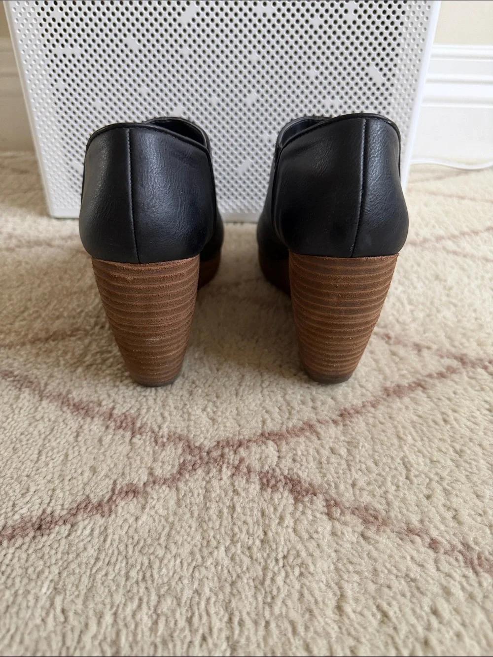 Dr. Scholls spunky booties